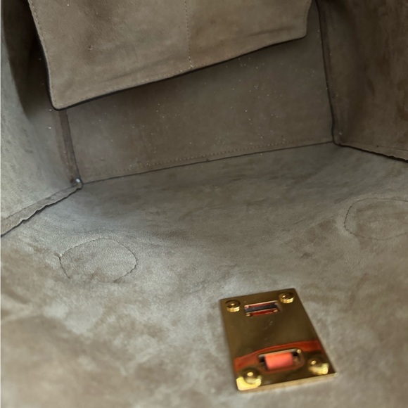 MICHAEL KORS COLLECTION BAG - Picture 10 of 11